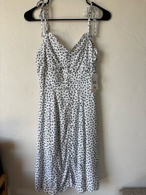 ROW A White Sundress with Blue Floral Print. Size XS. New with tags.